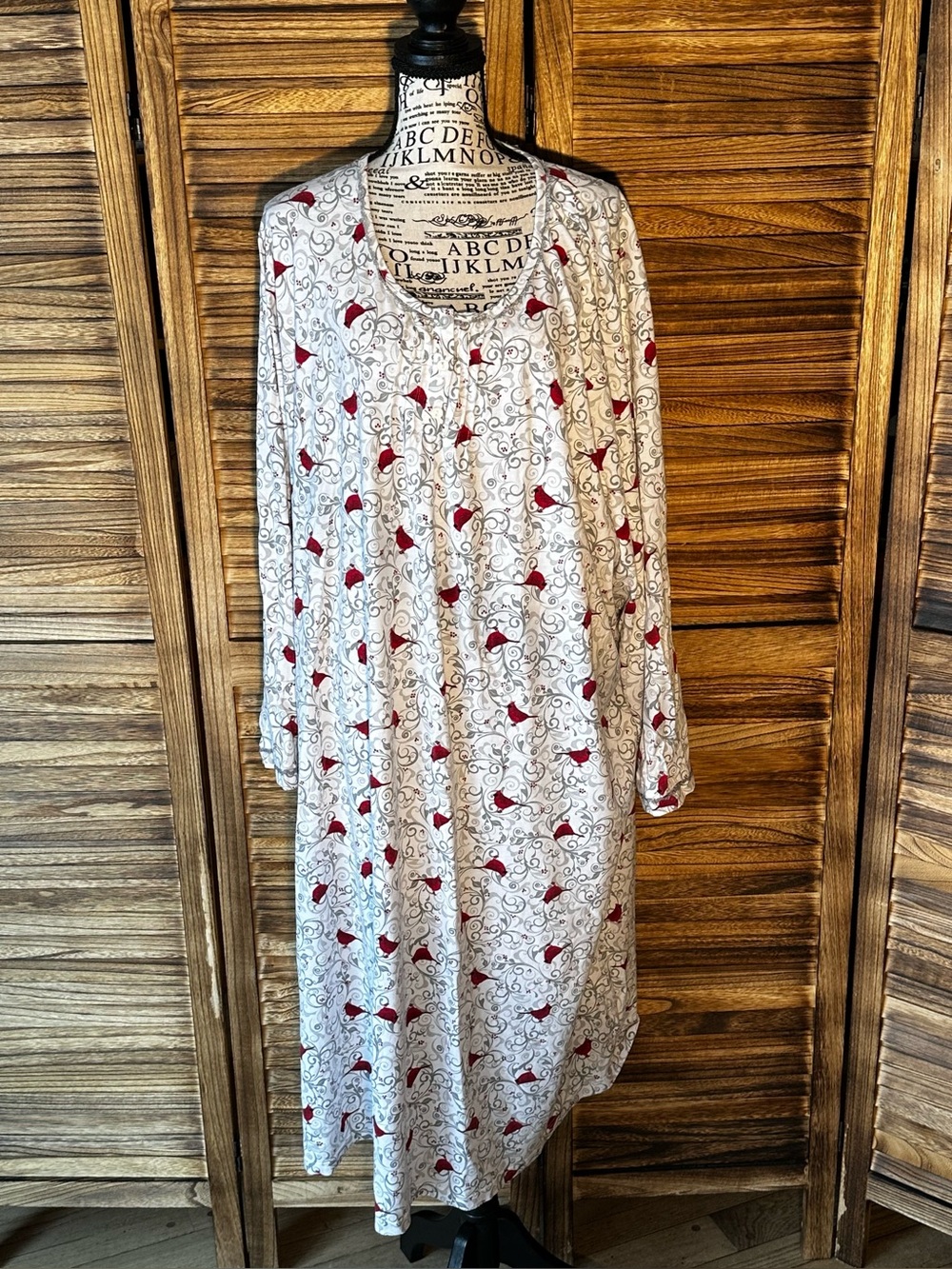 Women’s Long Sleeve Nightgown